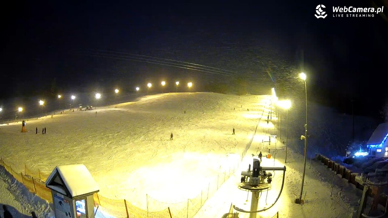 Wyciąg narciarski Wojtek - Zawoja Czatoża - 15 luty 2026, 17:46