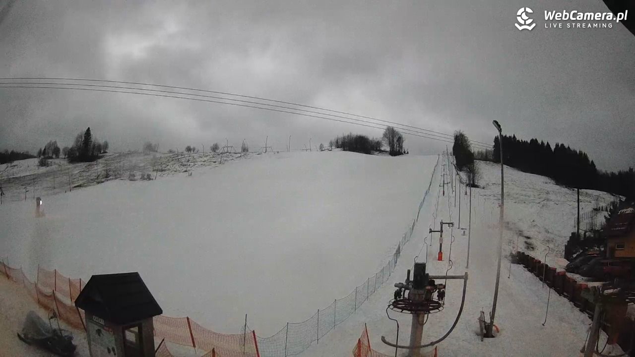 Wyciąg narciarski Wojtek - Zawoja Czatoża - 23 luty 2026, 06:13