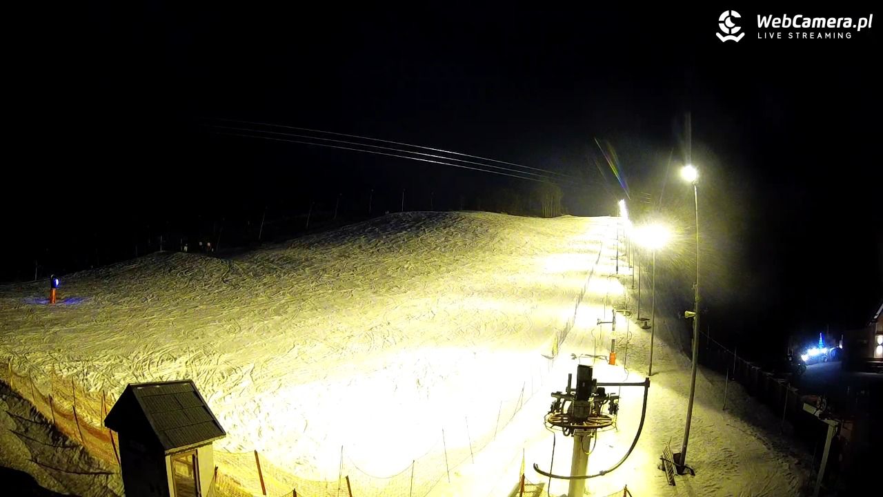 Wyciąg narciarski Wojtek - Zawoja Czatoża - 01 marzec 2026, 20:03