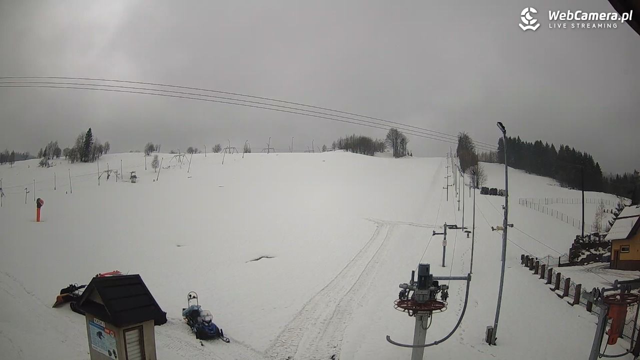 Wyciąg narciarski Wojtek - Zawoja Czatoża - 30 marzec 2026, 06:49