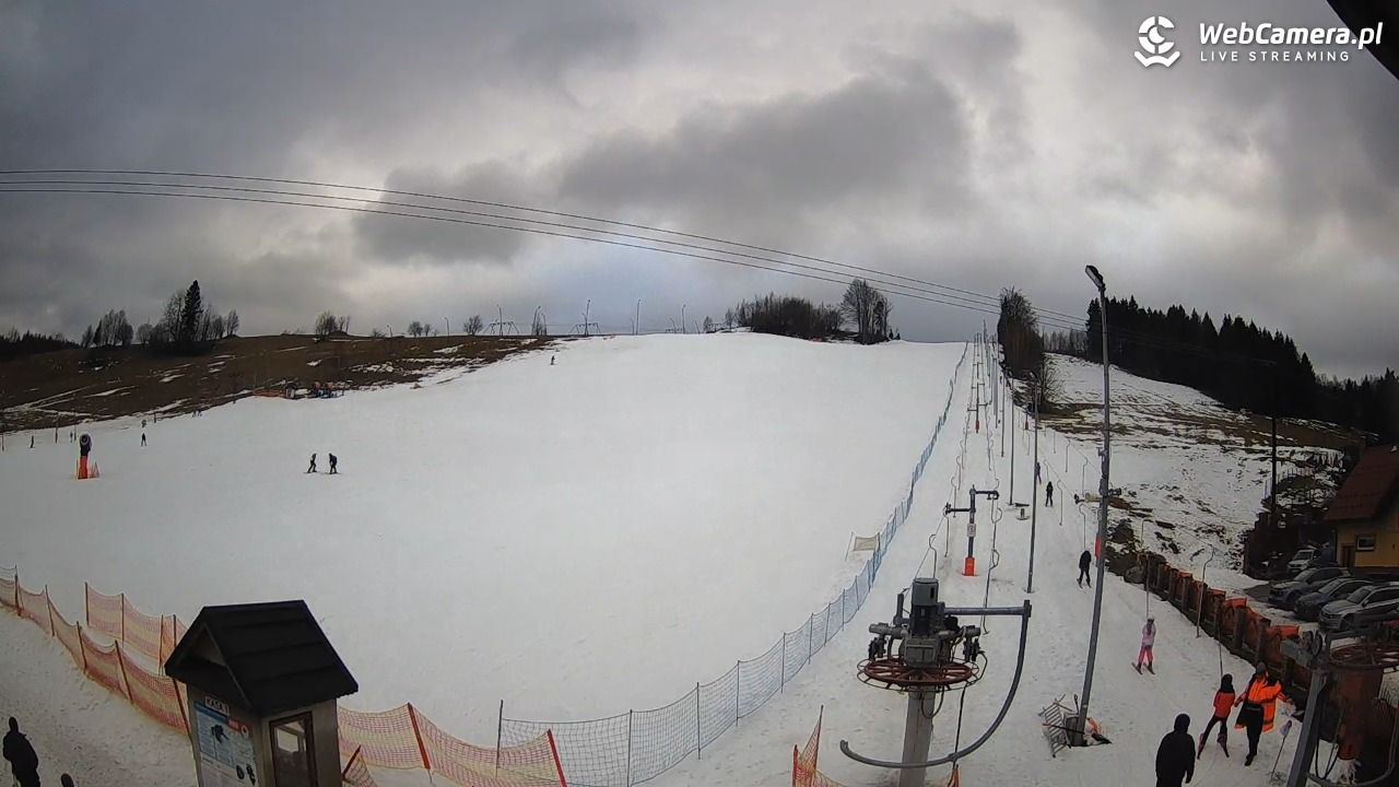 Wyciąg narciarski Wojtek - Zawoja Czatoża - 25 luty 2026, 15:46