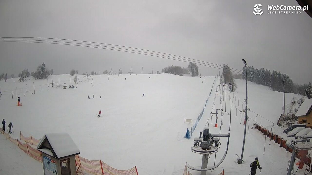 Wyciąg narciarski Wojtek - Zawoja Czatoża - 15 luty 2026, 09:26