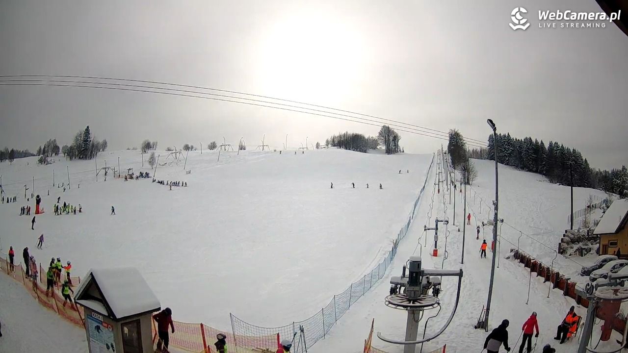 Wyciąg narciarski Wojtek - Zawoja Czatoża - 16 luty 2026, 10:33