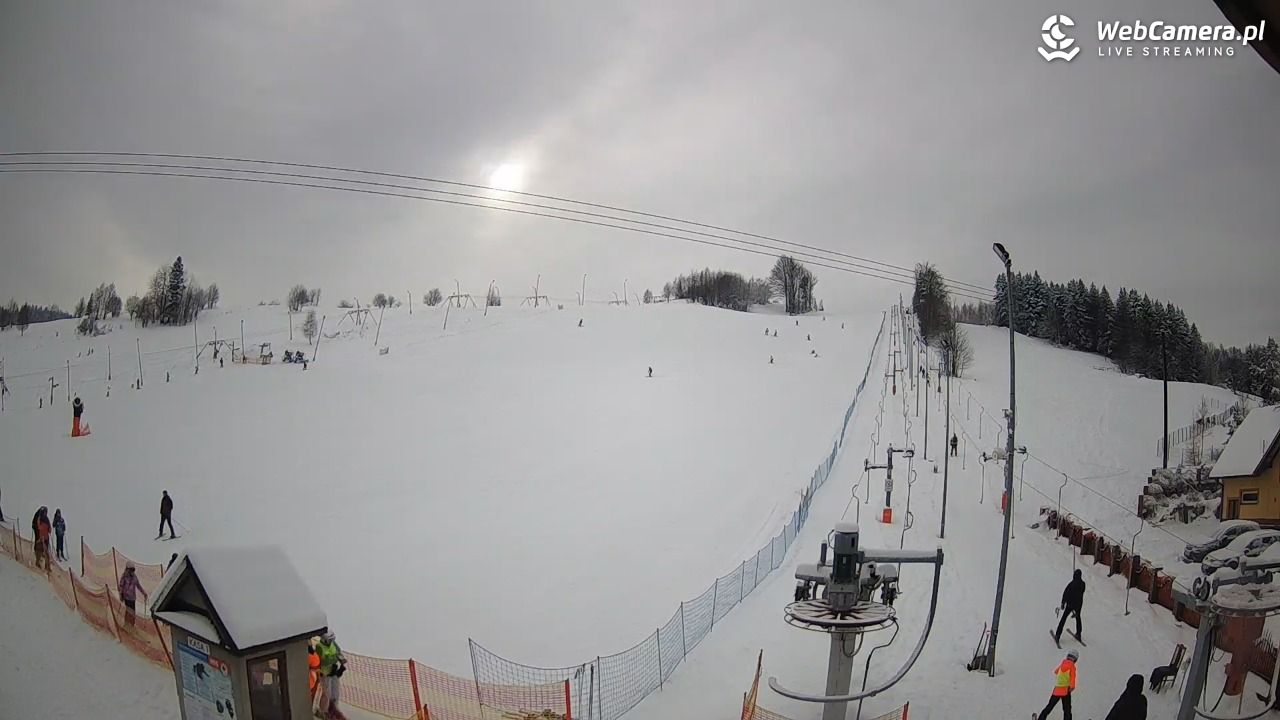 Wyciąg narciarski Wojtek - Zawoja Czatoża - 16 luty 2026, 09:55
