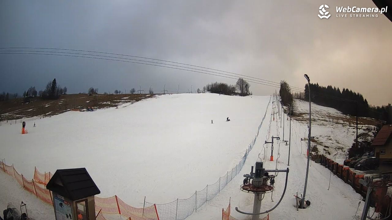 Wyciąg narciarski Wojtek - Zawoja Czatoża - 24 luty 2026, 16:49