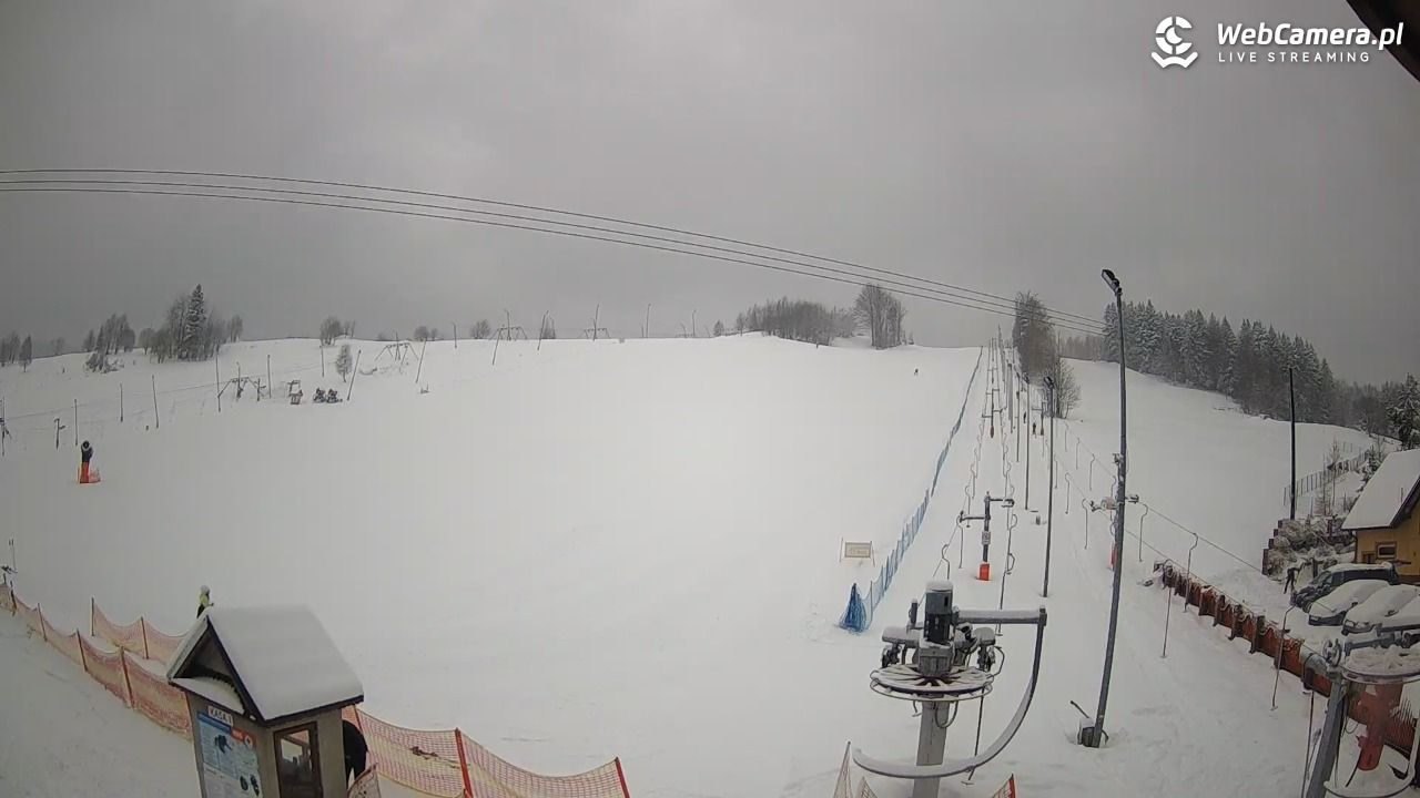 Wyciąg narciarski Wojtek - Zawoja Czatoża - 15 luty 2026, 09:04
