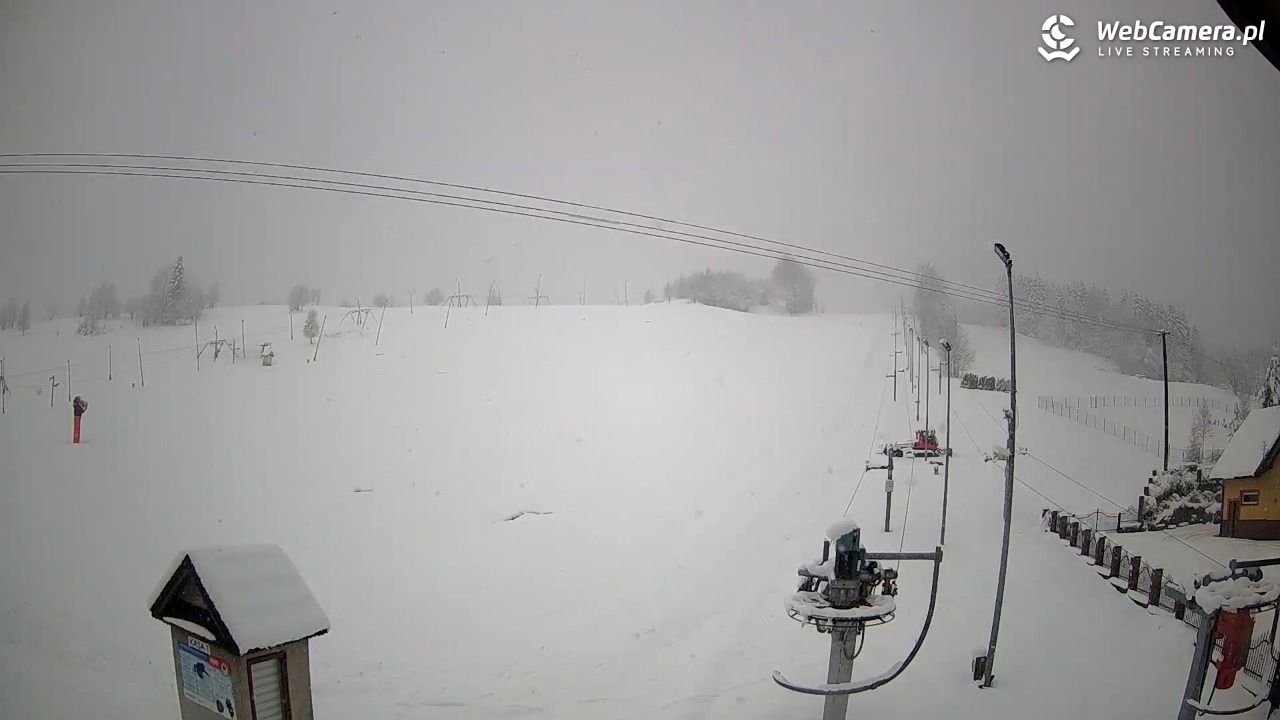 Wyciąg narciarski Wojtek - Zawoja Czatoża - 27 marzec 2026, 14:05