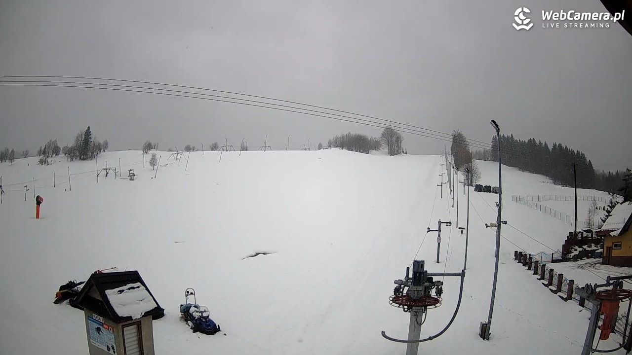 Wyciąg narciarski Wojtek - Zawoja Czatoża - 01 kwiecień 2026, 16:17