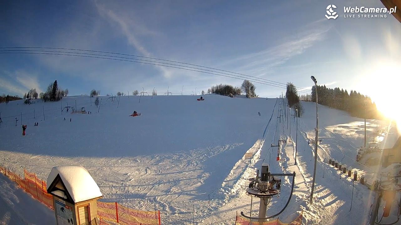 Wyciąg narciarski Wojtek - Zawoja Czatoża - 12 styczeń 2026, 14:23