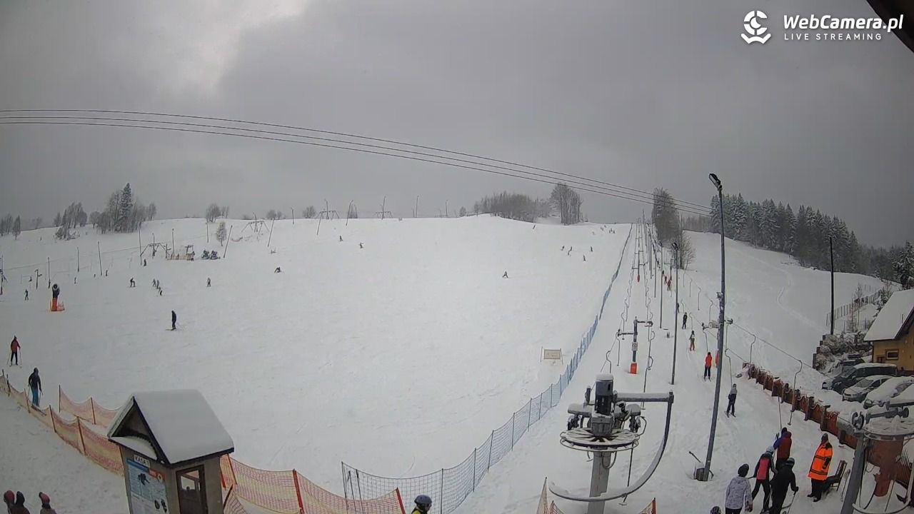 Wyciąg narciarski Wojtek - Zawoja Czatoża - 15 luty 2026, 10:36