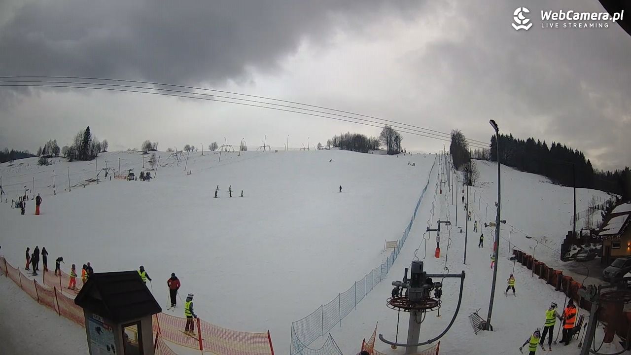 Wyciąg narciarski Wojtek - Zawoja Czatoża - 04 luty 2026, 16:35