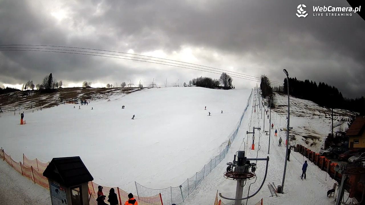 Wyciąg narciarski Wojtek - Zawoja Czatoża - 13 luty 2026, 09:38