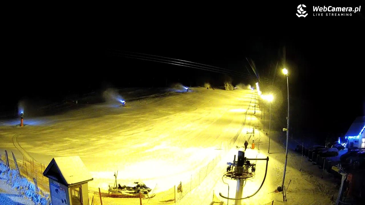 Wyciąg narciarski Wojtek - Zawoja Czatoża - 30 grudzień 2025, 22:17