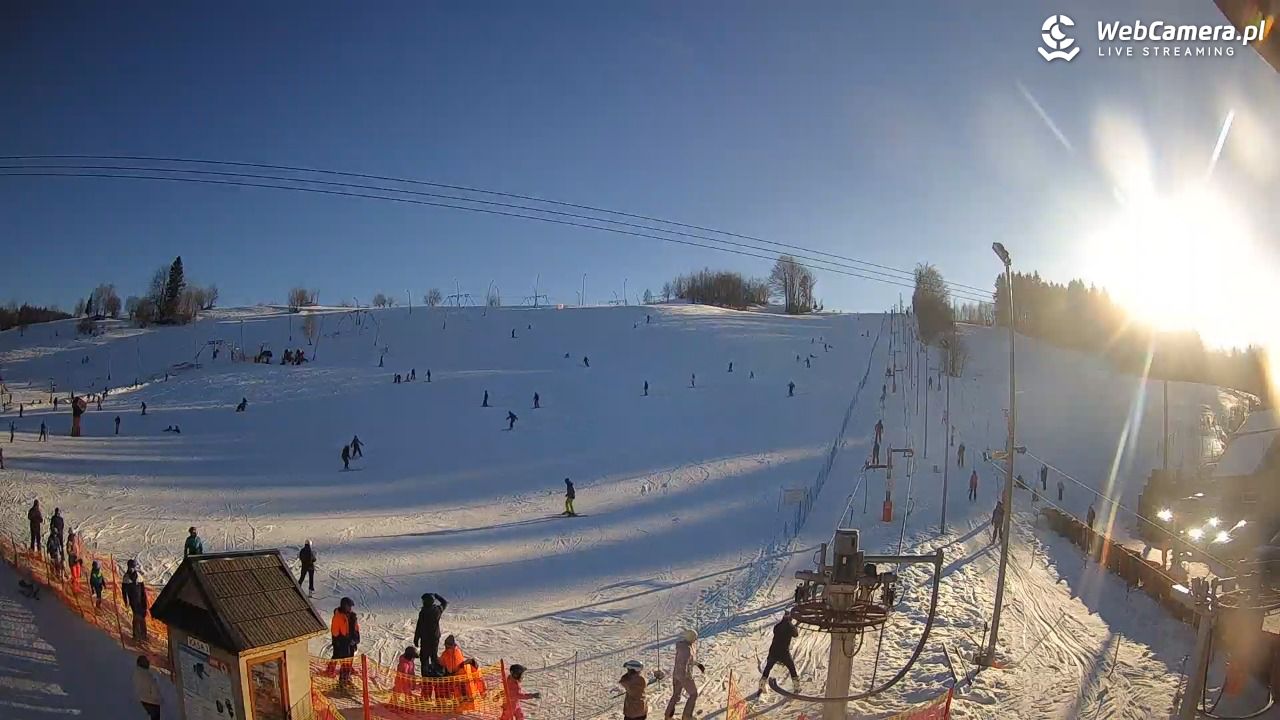 Wyciąg narciarski Wojtek - Zawoja Czatoża - 18 styczeń 2026, 13:42