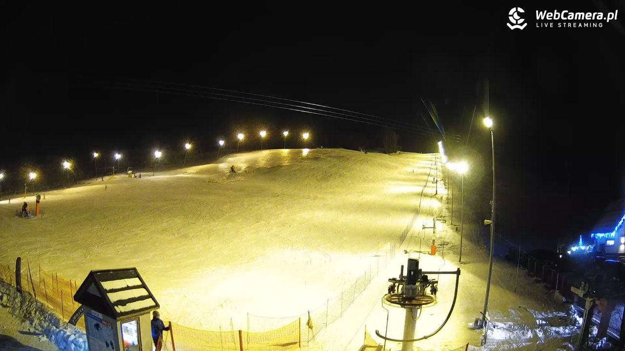 Wyciąg narciarski Wojtek - Zawoja Czatoża - 28 grudzień 2025, 19:22