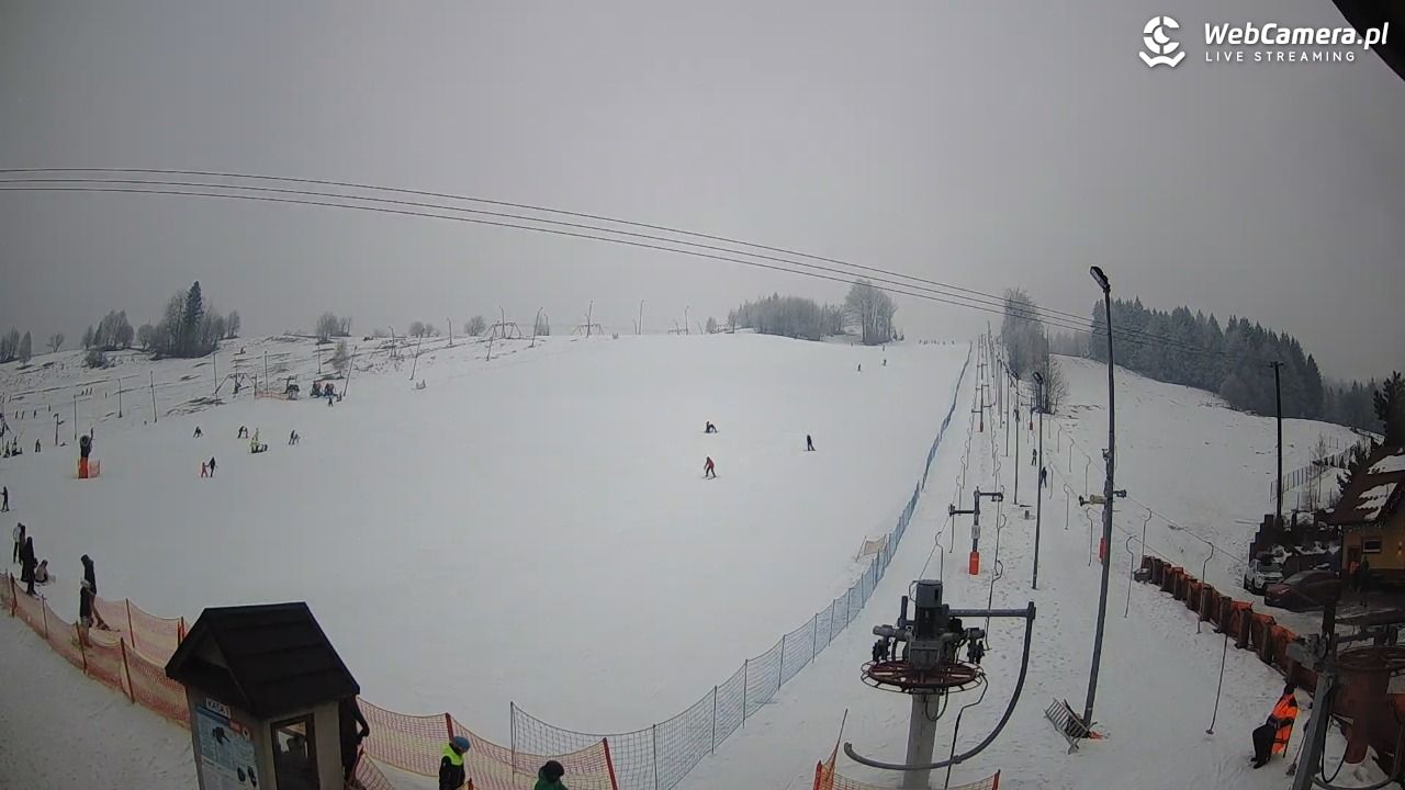 Wyciąg narciarski Wojtek - Zawoja Czatoża - 09 luty 2026, 16:11