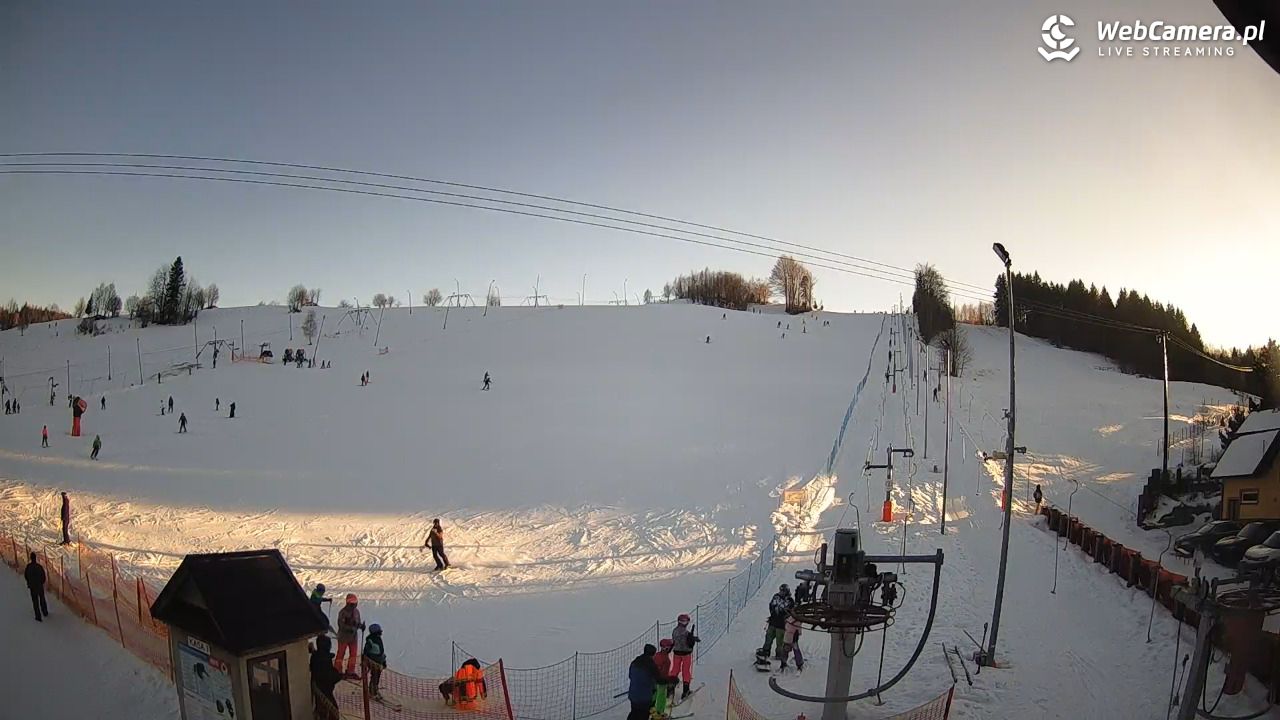 Wyciąg narciarski Wojtek - Zawoja Czatoża - 18 styczeń 2026, 15:02
