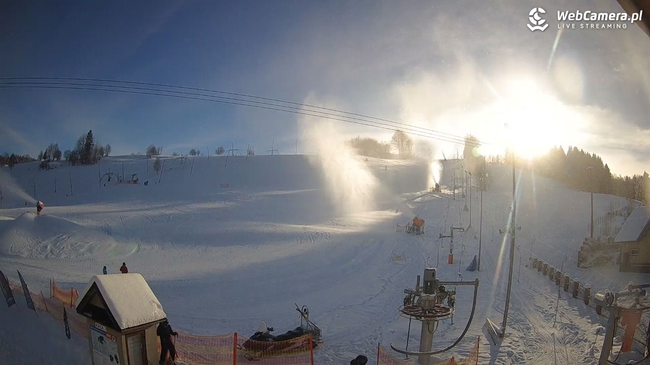 Wyciąg narciarski Wojtek - Zawoja Czatoża - 09 styczeń 2026, 12:49