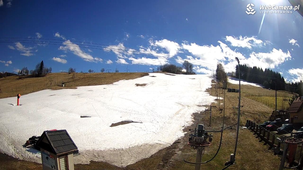 Wyciąg narciarski Wojtek - Zawoja Czatoża - 06 kwiecień 2026, 14:32