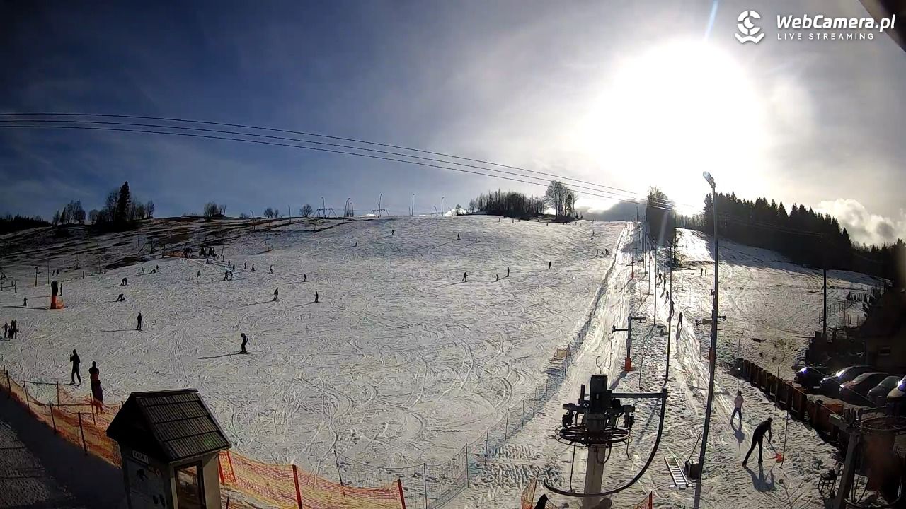 Wyciąg narciarski Wojtek - Zawoja Czatoża - 12 luty 2026, 12:31
