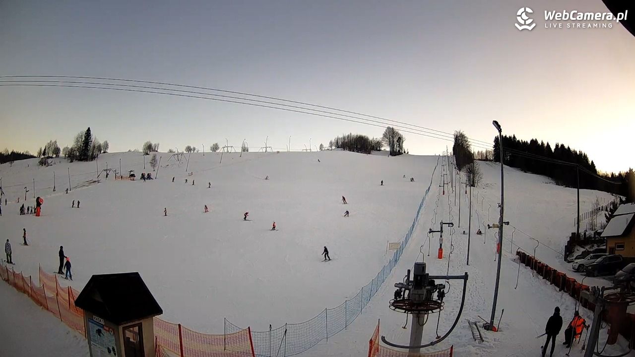 Wyciąg narciarski Wojtek - Zawoja Czatoża - 20 styczeń 2026, 16:03