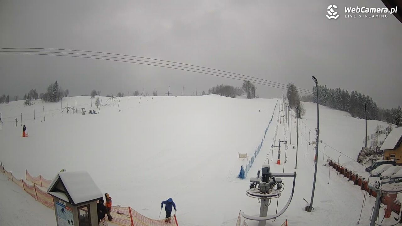 Wyciąg narciarski Wojtek - Zawoja Czatoża - 15 luty 2026, 09:04