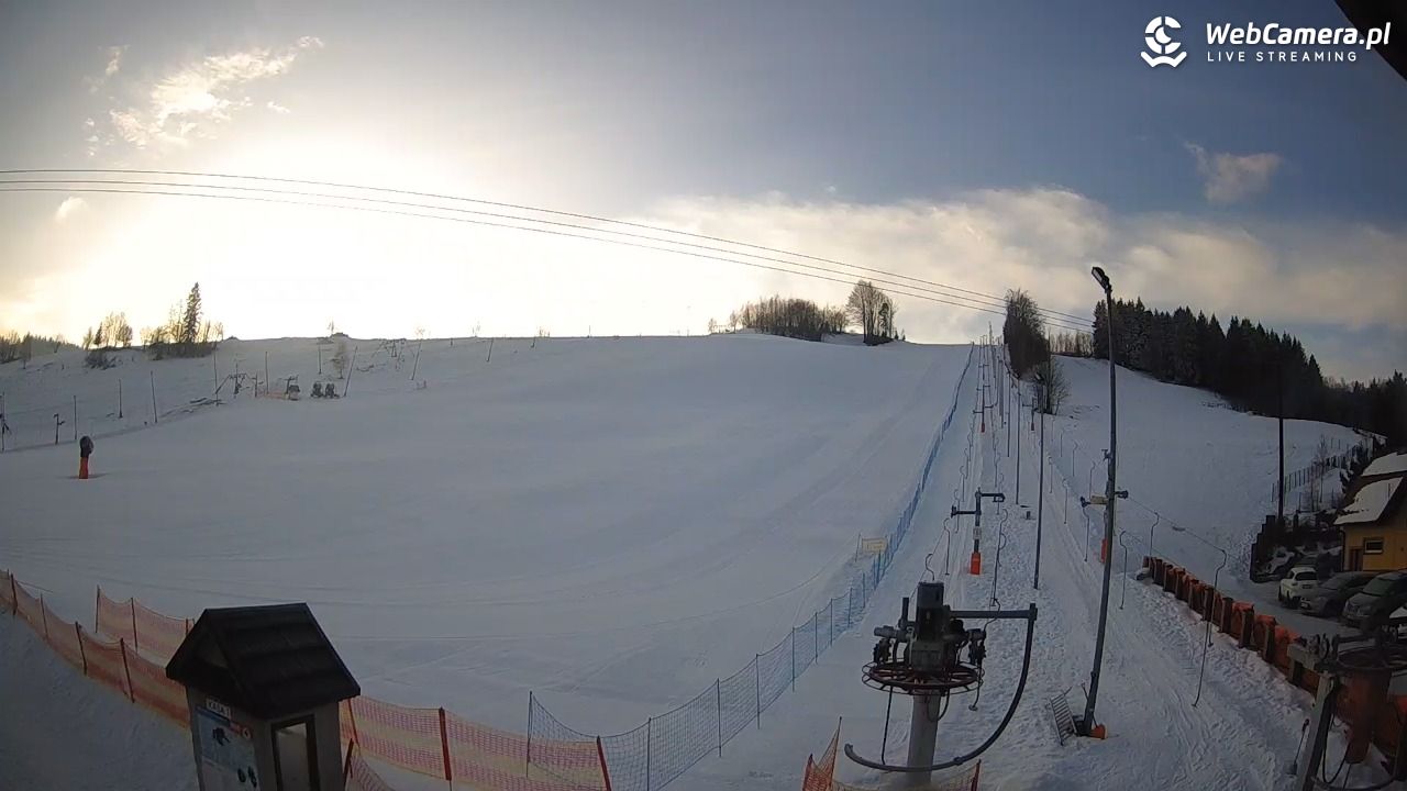 Wyciąg narciarski Wojtek - Zawoja Czatoża - 04 luty 2026, 08:24