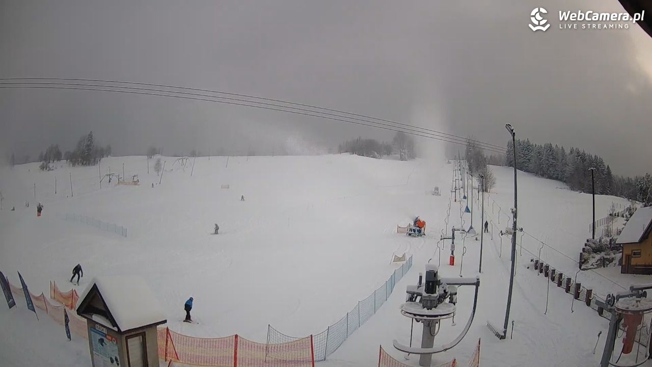 Wyciąg narciarski Wojtek - Zawoja Czatoża - 08 styczeń 2026, 16:07