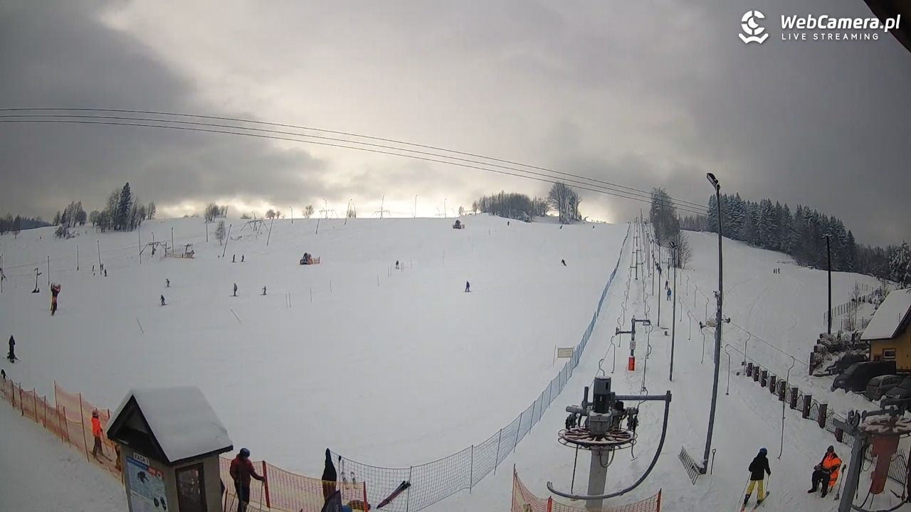 Wyciąg narciarski Wojtek - Zawoja Czatoża - 10 styczeń 2026, 09:56