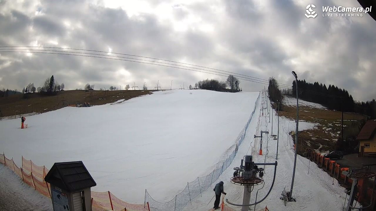 Wyciąg narciarski Wojtek - Zawoja Czatoża - 02 marzec 2026, 09:19