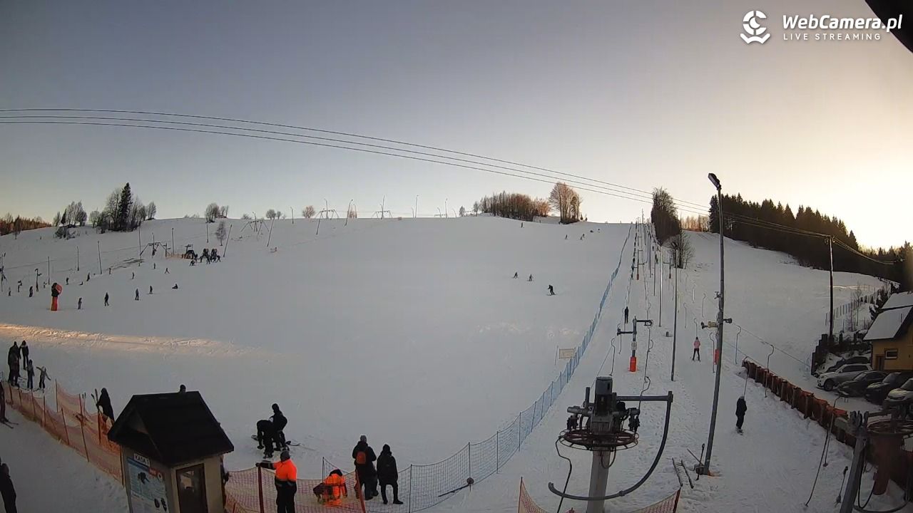 Wyciąg narciarski Wojtek - Zawoja Czatoża - 18 styczeń 2026, 15:12