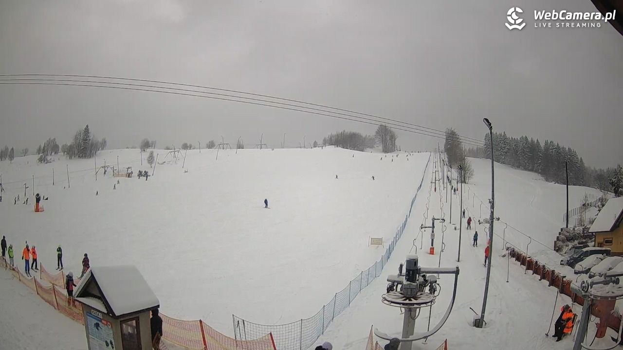Wyciąg narciarski Wojtek - Zawoja Czatoża - 15 luty 2026, 10:09