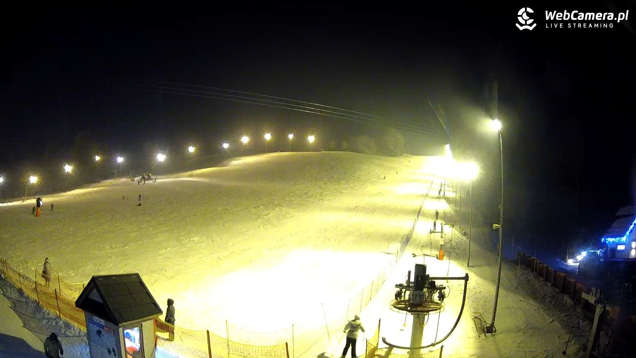 Wyciąg narciarski Wojtek - Zawoja Czatoża - 02 luty 2026, 18:54