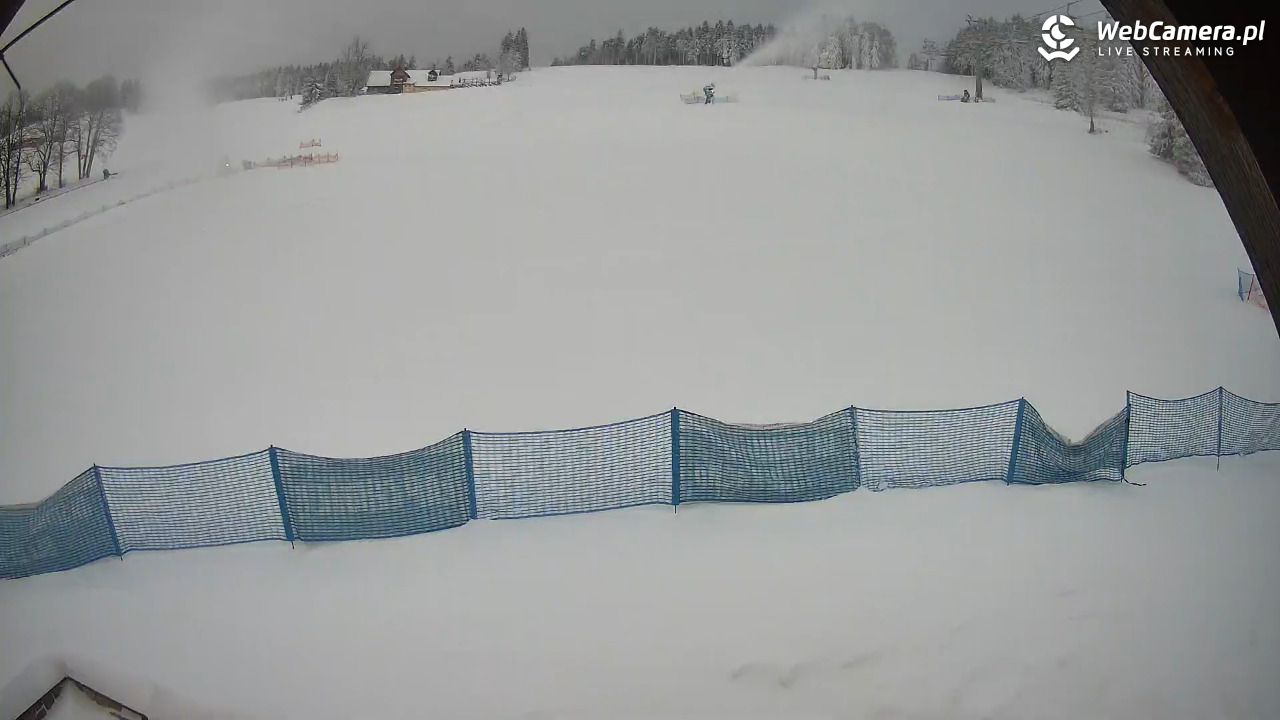 Zieleniec Sport Arena - Winterpol wyciąg W5 - 04 styczeń 2026, 08:55