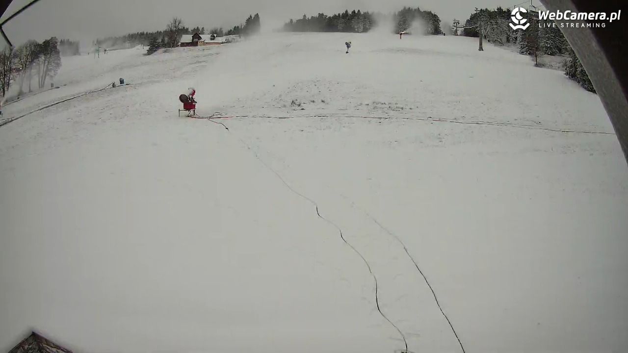 Zieleniec Sport Arena - Winterpol wyciąg W5 - 21 listopad 2025, 07:14