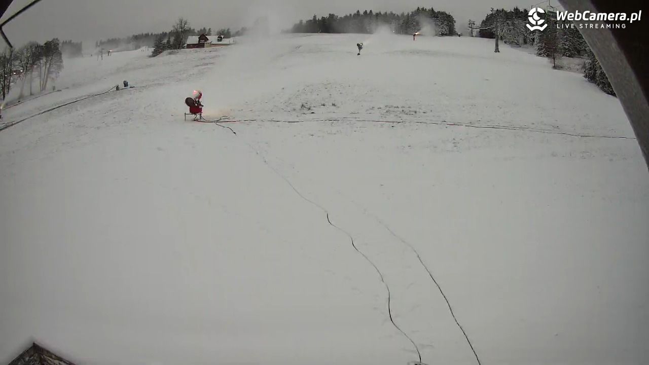 Zieleniec Sport Arena - Winterpol wyciąg W5 - 21 listopad 2025, 07:04