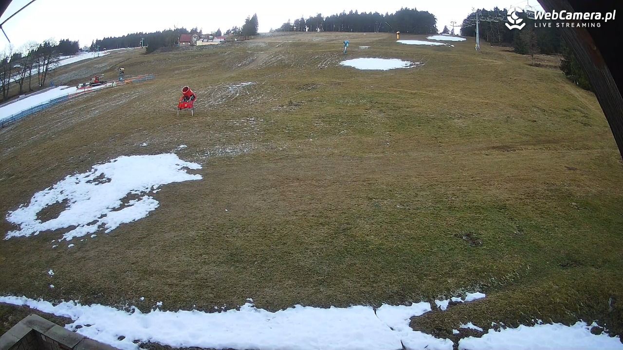 Zieleniec Sport Arena - Winterpol wyciąg W5 - 15 grudzień 2025, 15:02