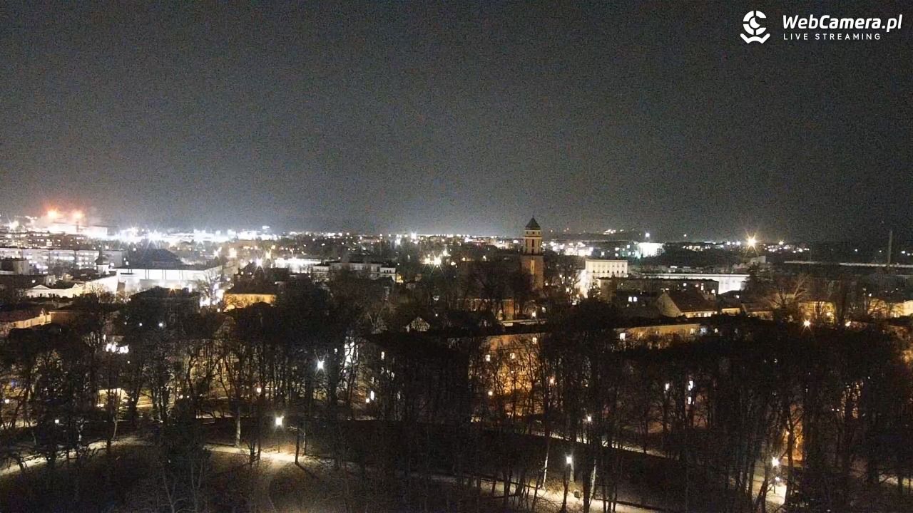 ZIELONA GÓRA - widok na panoramę miasta - 17 grudzień 2025, 20:51