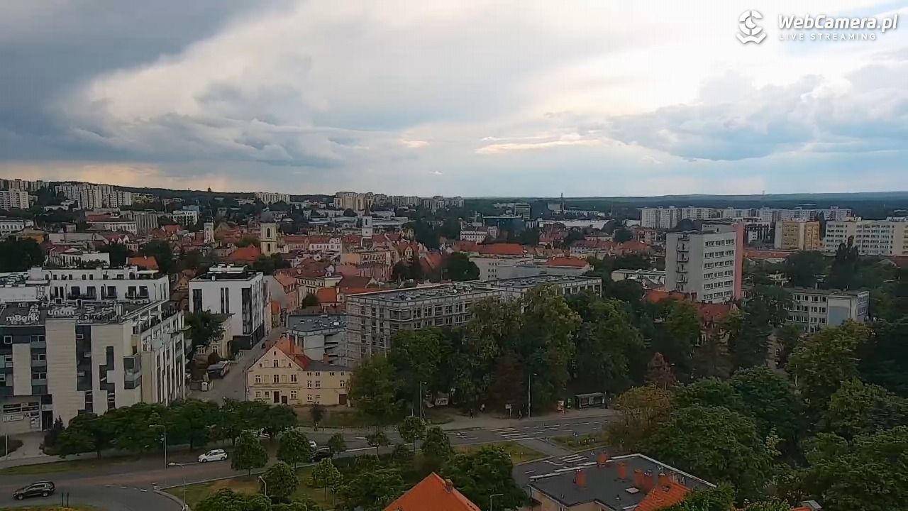 ZIELONA GÓRA - widok na panoramę miasta - 11 czerwiec 2026, 16:57