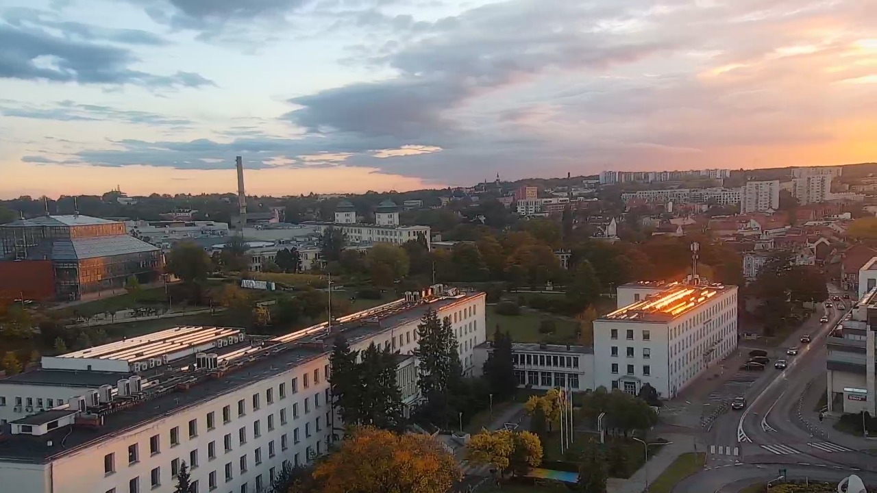 ZIELONA GÓRA - widok na panoramę miasta - 11 październik 2026, 16:02
