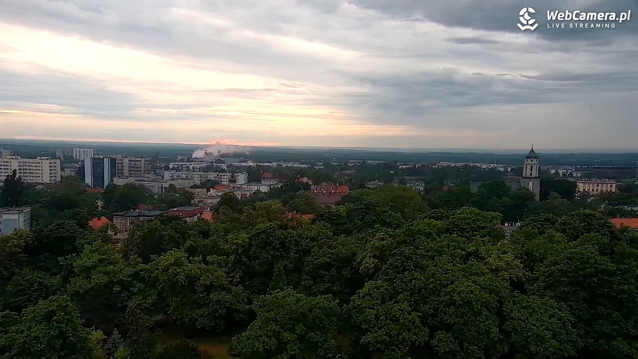 ZIELONA GÓRA - widok na panoramę miasta - 07 czerwiec 2025, 20:51
