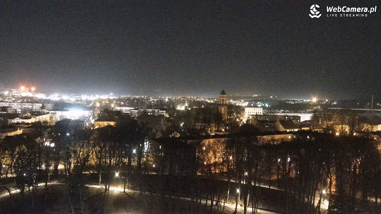 ZIELONA GÓRA - widok na panoramę miasta - 20 styczeń 2026, 21:22