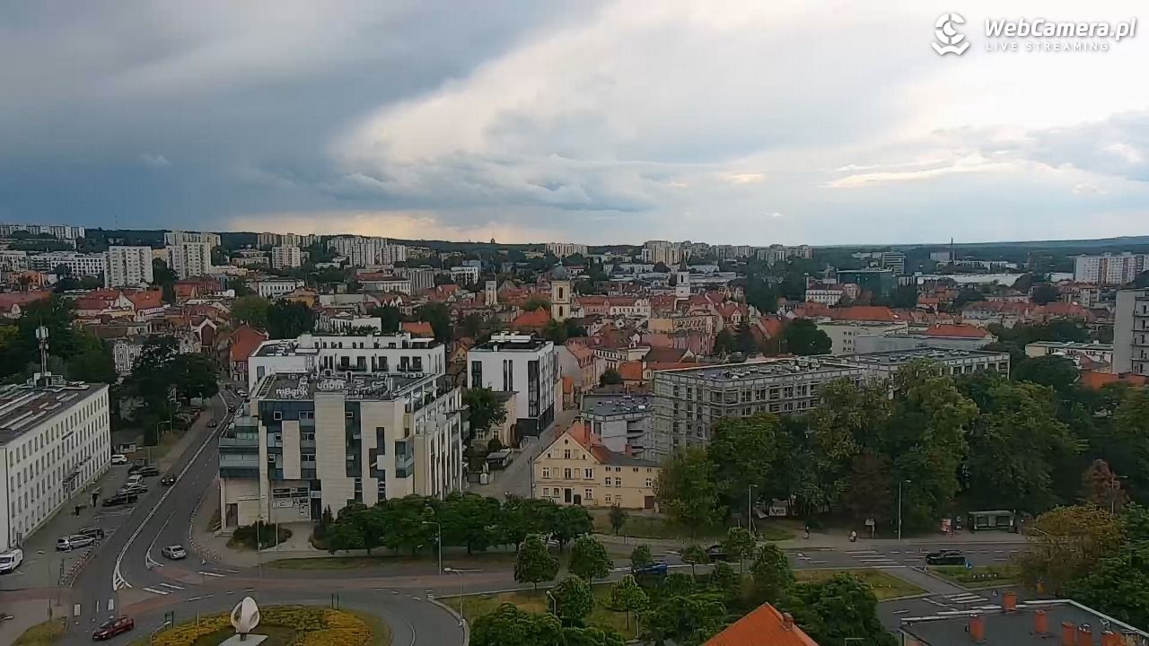 ZIELONA GÓRA - widok na panoramę miasta - 11 czerwiec 2026, 16:56