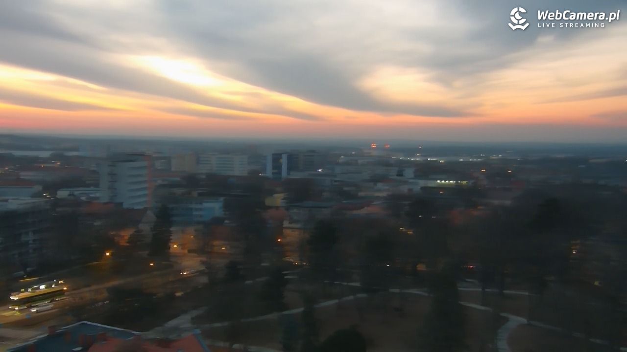 ZIELONA GÓRA - widok na panoramę miasta - 08 marzec 2026, 18:07