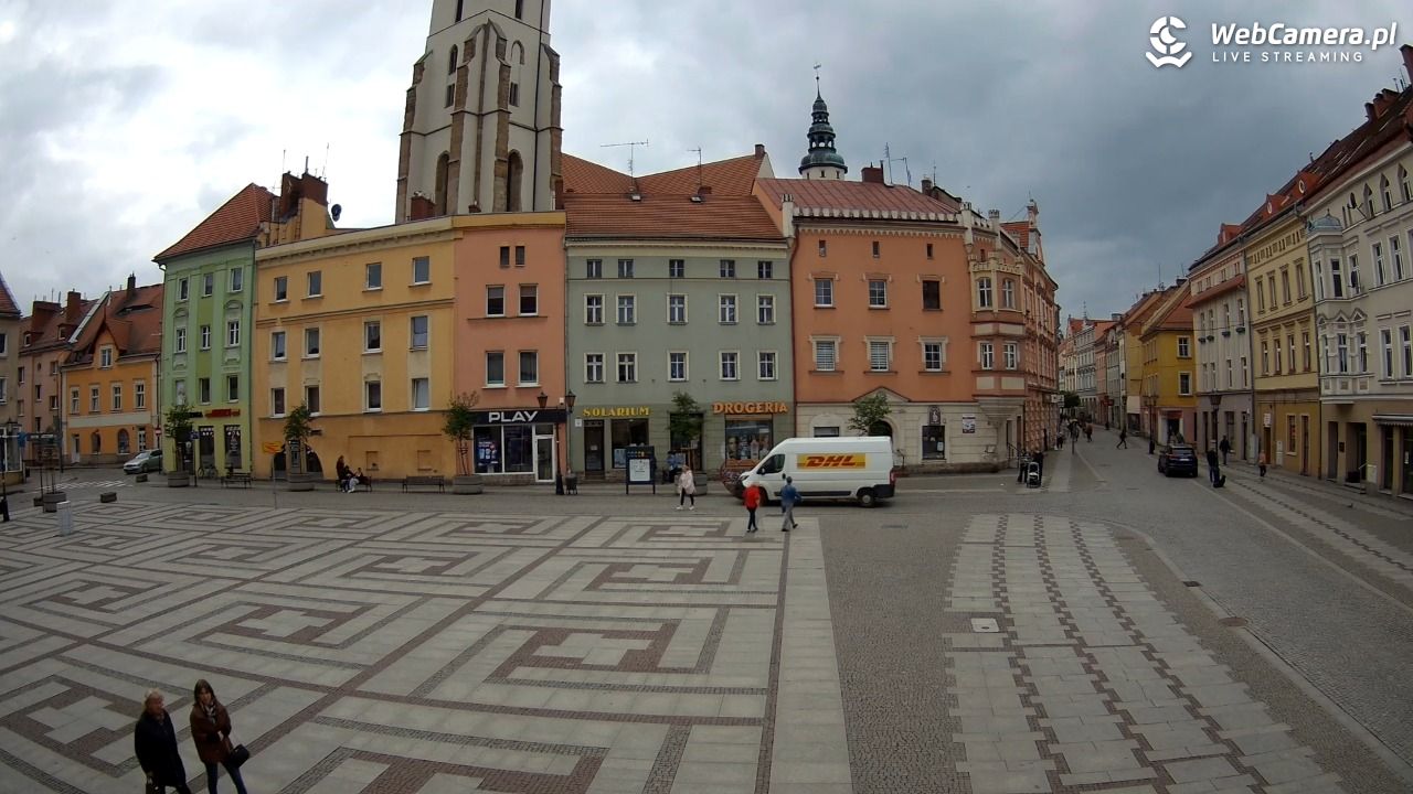 Złotoryja - widok na Rynek - 15 kwiecień 2025, 11:20