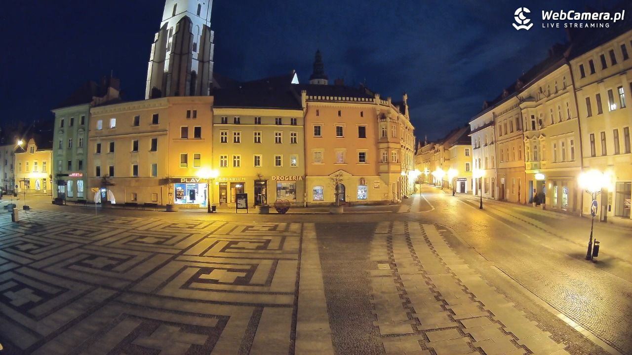 Złotoryja - widok na Rynek - 01 marzec 2026, 01:17
