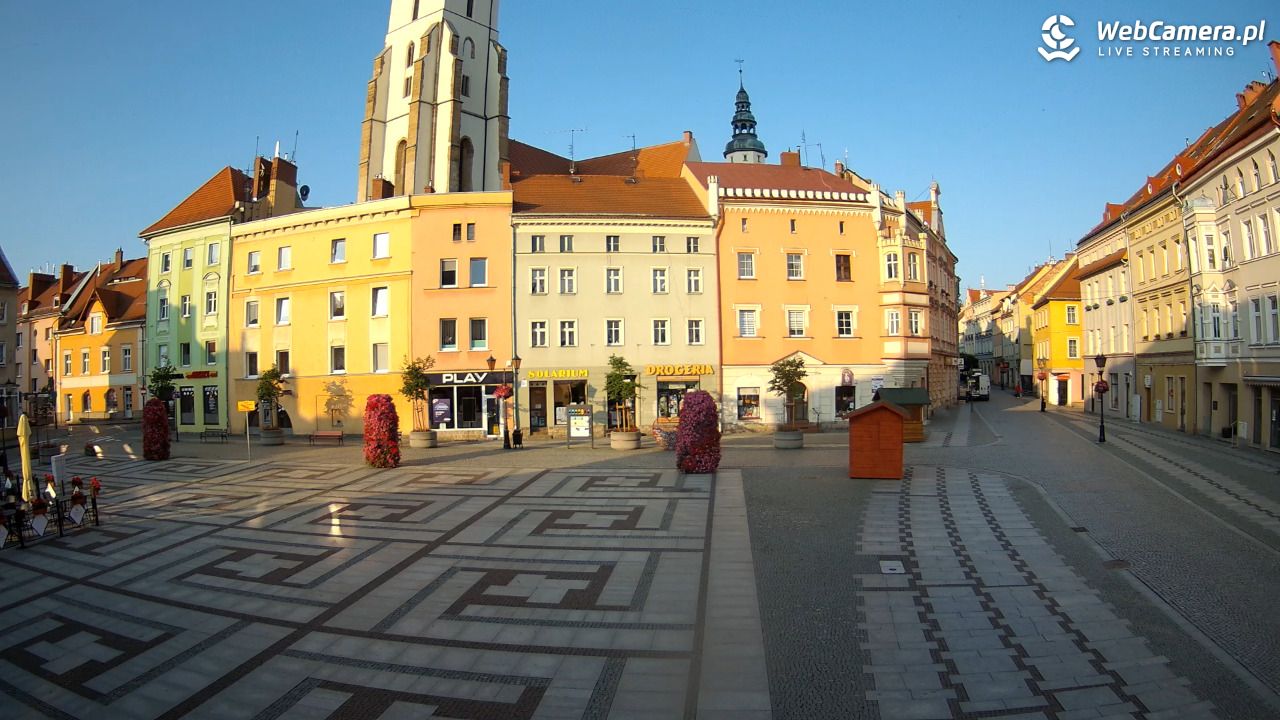 Złotoryja - widok na Rynek - 12 czerwiec 2025, 06:21