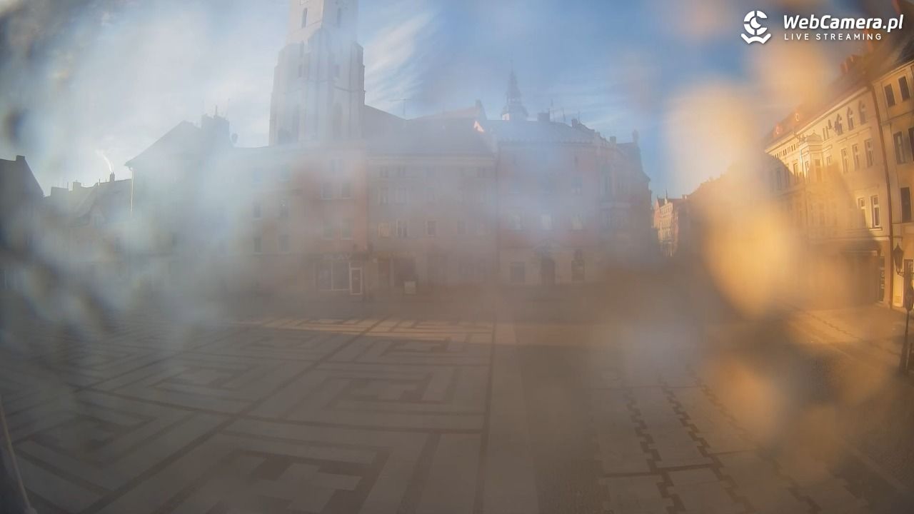 Złotoryja - widok na Rynek - 23 listopad 2025, 08:53