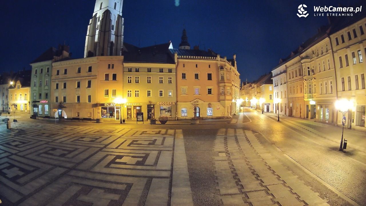 Złotoryja - widok na Rynek - 04 marzec 2026, 02:19