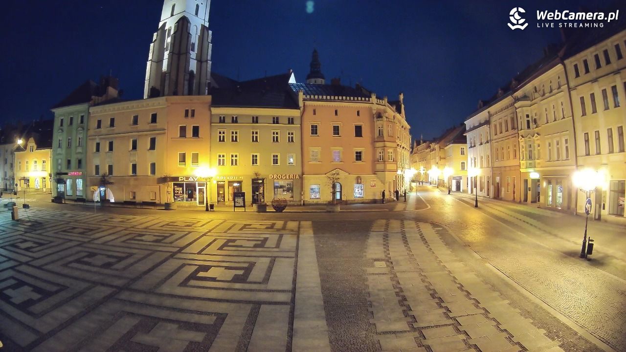 Złotoryja - widok na Rynek - 04 marzec 2026, 02:25